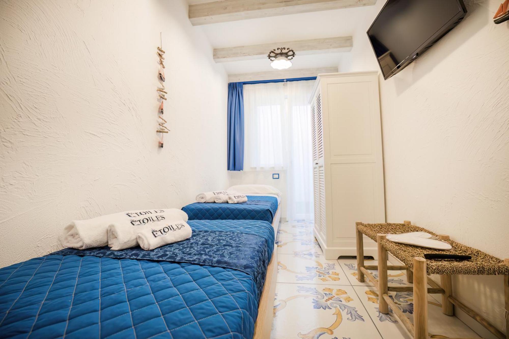 Etoiles Guest House 焦亚陶罗 外观 照片